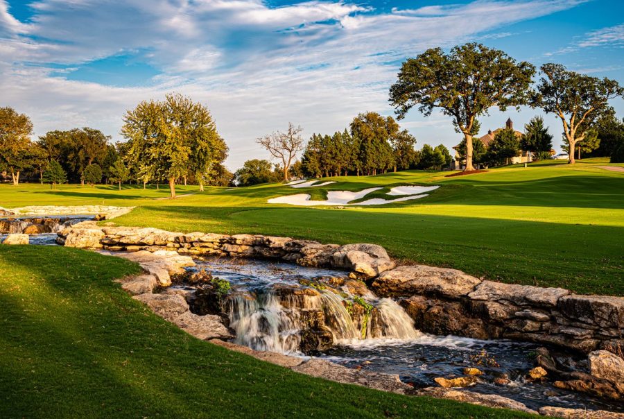 Heritage #9 with creek and clubhouse - Klemme